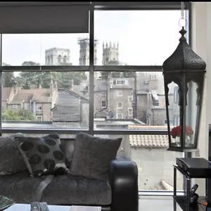 Churchill Two Bedroom With Free Parking And The Minster View , York United Kingdom