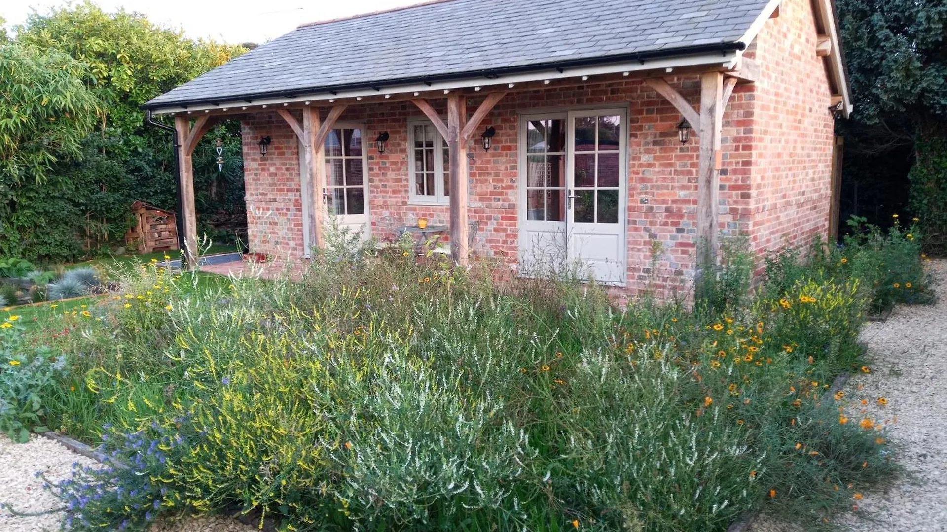 Dragonfly Cottage Christchurch  United Kingdom